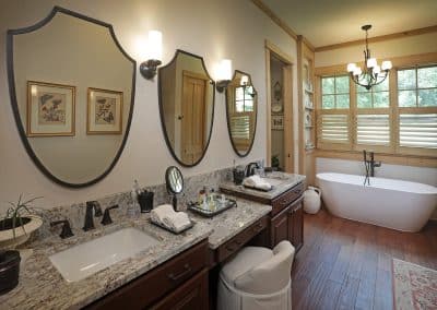The Primary bathroom features a soaking tub as well a a large shower. Blue Ridge, Georgia